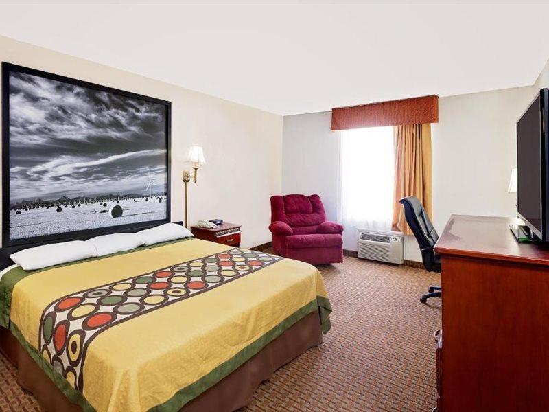 Super 8 By Wyndham Plainview Hotel Eksteriør billede