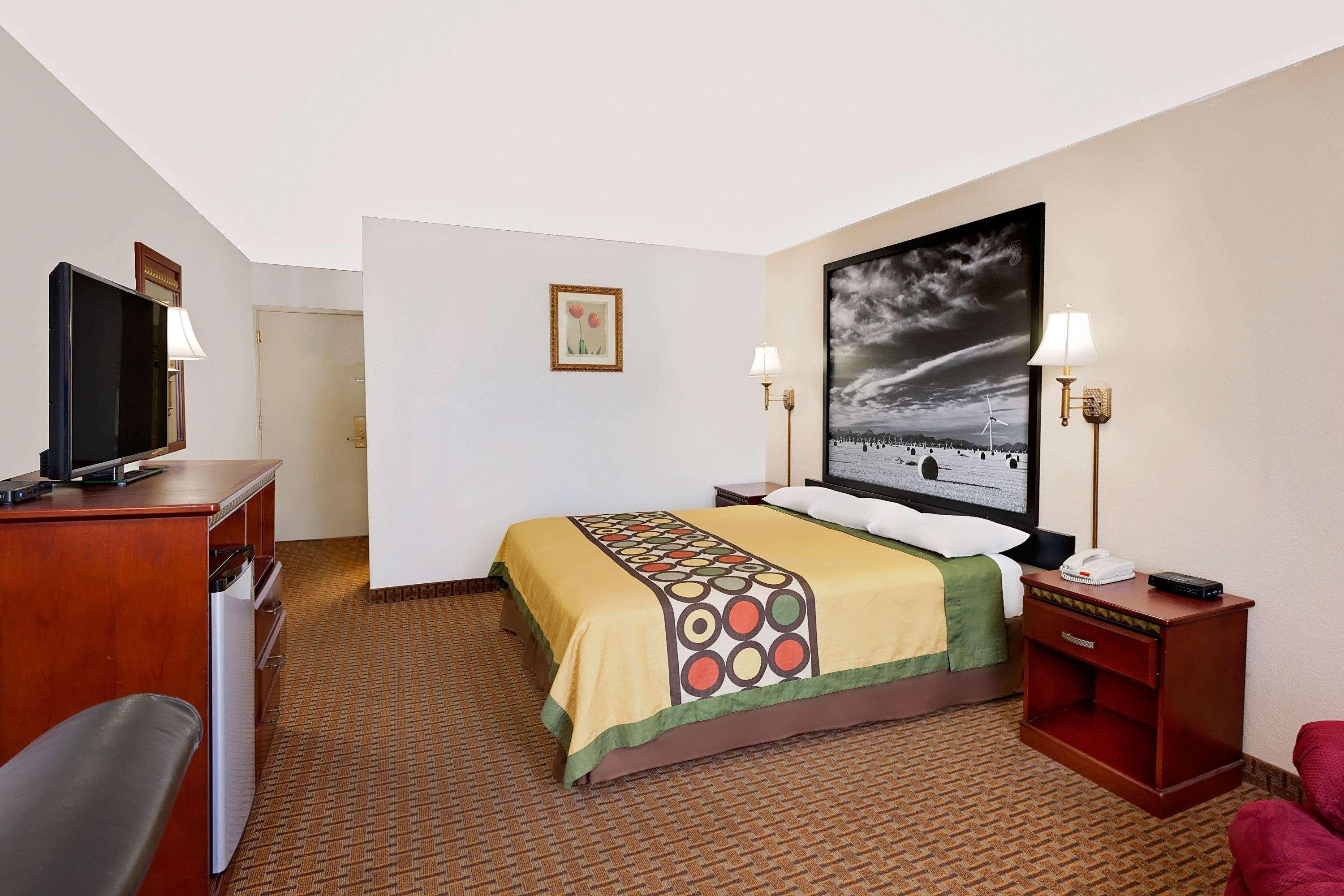 Super 8 By Wyndham Plainview Hotel Eksteriør billede
