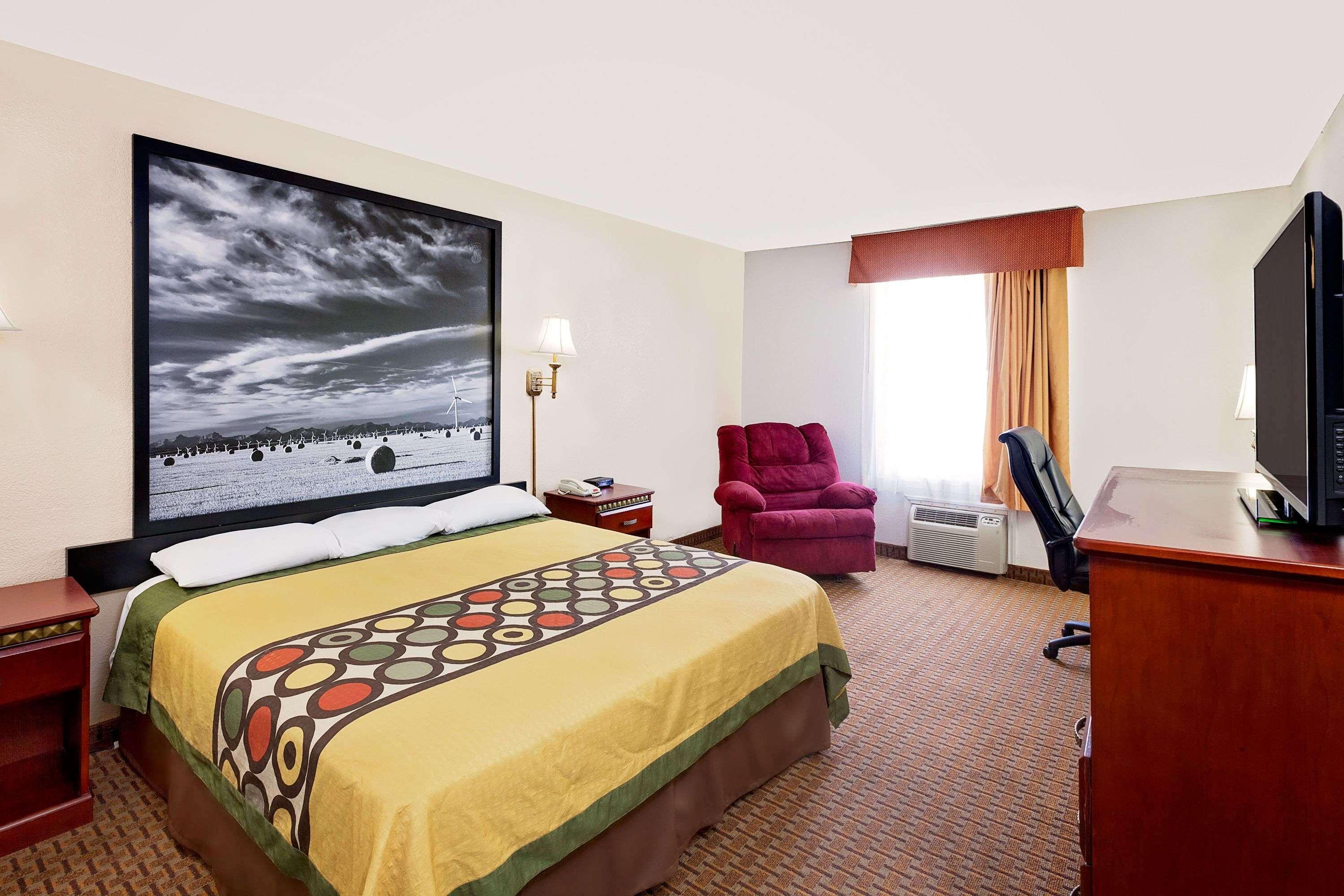 Super 8 By Wyndham Plainview Hotel Eksteriør billede